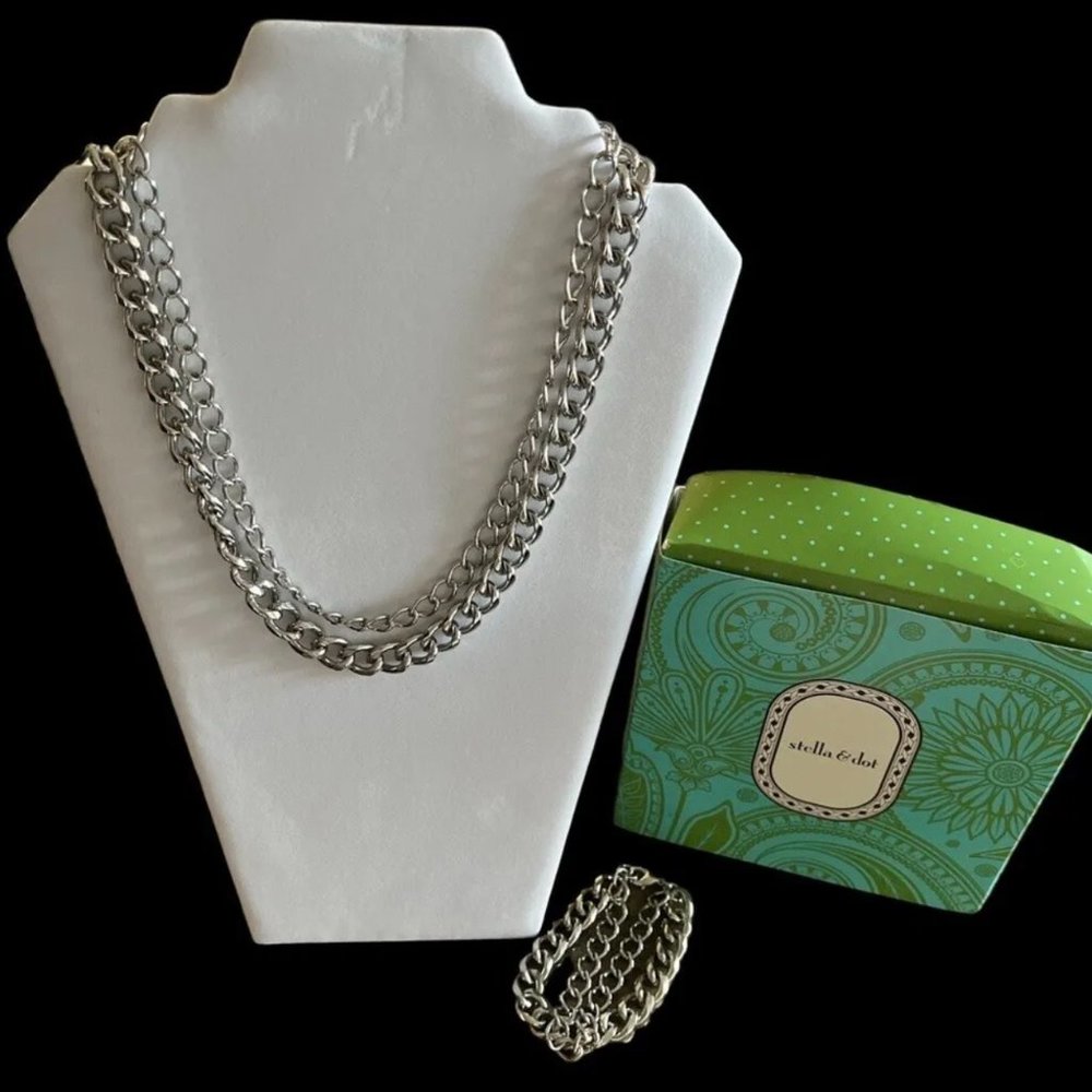 Stella & Dot *Retired* La Coco Silver Curb Chain Link Necklace and Bracelet Set